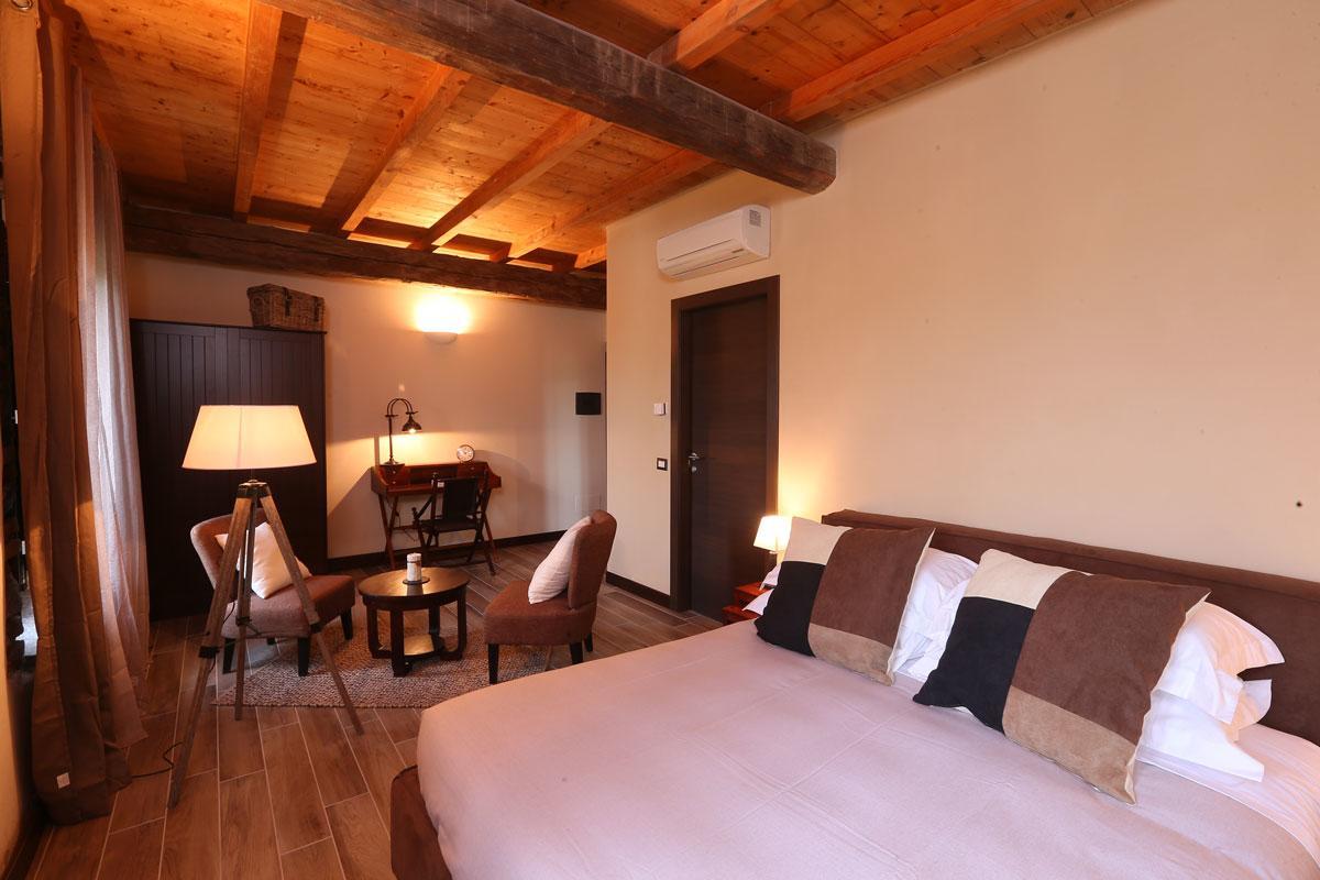 Equirelais Hotel Lomnago Luaran gambar